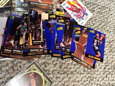 VTG BASKETBALL TRADING CARDS