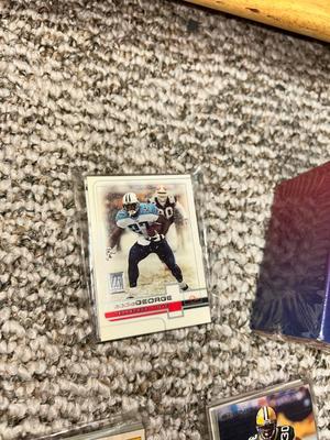 FOOTBALL TRADING CARDS
