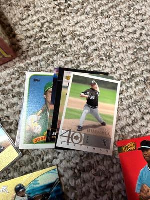 BASEBALL TRADING CARDS