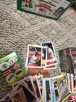 BASEBALL TRADING CARDS