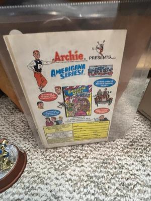 TEENAGE MUTANT NINJA TURTLES, COMIC BOOKS AND COLLECTIBLE