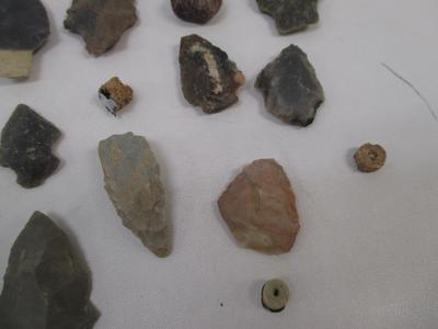 Assortment Of Arrowheads Choice 2