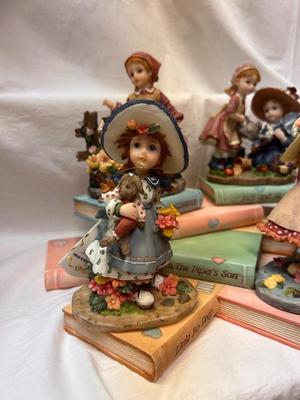 FAIRYTALE CHERISHED BEAR’S AND MONTEFIORI COLLECTIBLE GIRLS