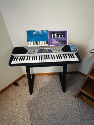 CTK-481 100 SONG BANK CASIO KEY BOARD WITH STAND AND BOOKS