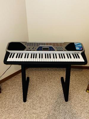 CTK-481 100 SONG BANK CASIO KEY BOARD WITH STAND AND BOOKS