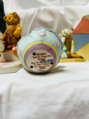 CHERISHED TEDDIES WITH PLATFORM AND MONTEFIORI WEDDING COUPLE