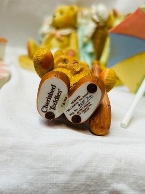 CHERISHED TEDDIES WITH PLATFORM AND MONTEFIORI WEDDING COUPLE