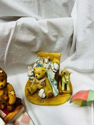 CHERISHED TEDDIES WITH PLATFORM AND MONTEFIORI WEDDING COUPLE