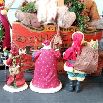 LOT 313: Antique Bohsemeem Spices Advertisement Wood Box with Holiday Decor