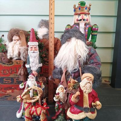 LOT 313: Antique Bohsemeem Spices Advertisement Wood Box with Holiday Decor