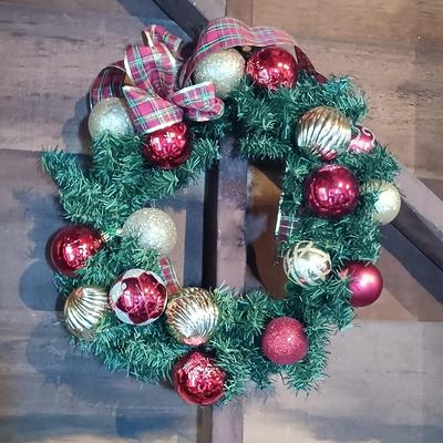 LOT 317: Set of (6) Christmas Wreaths with Holiday Decor