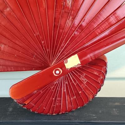 LOT 318: Large 6ft Gilt Handpainted Chinese Paper and Lacquered Wood Fan