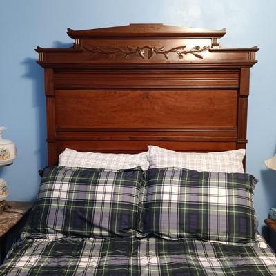 LOT 323: Stunning Early 20th Century Queen Size High-Back Bed Frame
