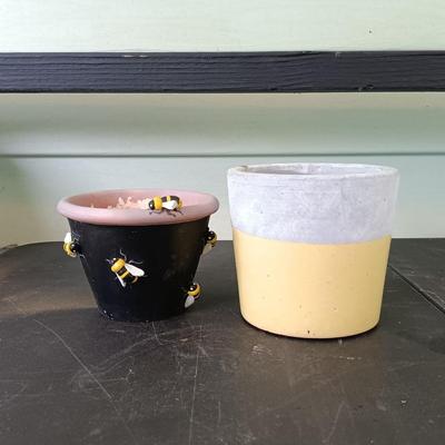 LOT 324: Smith Brothers Farms Metal Dairy Porch Box with Blue Glaze Vase & Garden Pottery