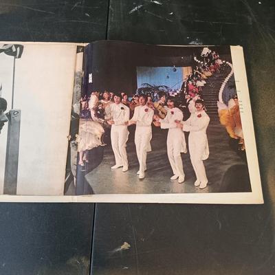 LOT 347: Collection of Beatle Records