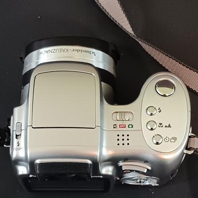 LOT 349: Fujifilm Firepix S4850, Kodak EasyShare Z650 & Brookstone iConvert Slide and Negative Scanner