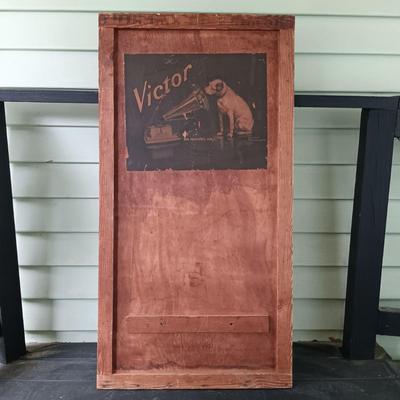 LOT 352: Vintage Victor Victrola Shipping Crate Panel
