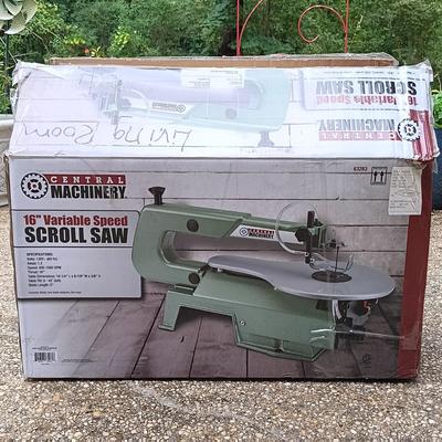 LOT 377: Central Machinery 16" Variable Speed Scroll Saw