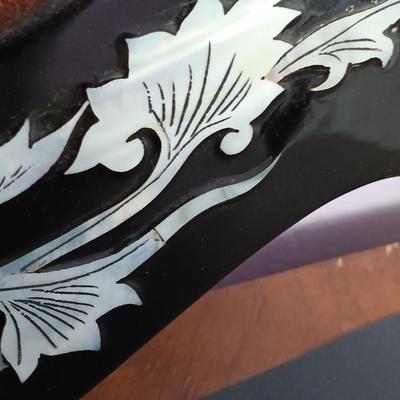 LOT 387: Large Mother of Pearl Inlaid Lacquerware Tray Art