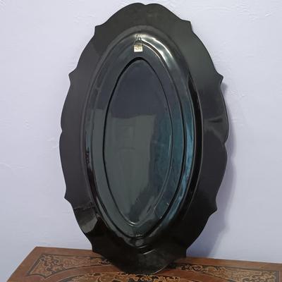 LOT 387: Large Mother of Pearl Inlaid Lacquerware Tray Art