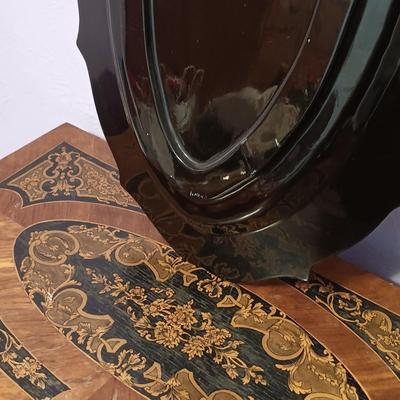 LOT 387: Large Mother of Pearl Inlaid Lacquerware Tray Art