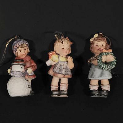 LOT 397: Set of (15) Hummel Goebel Christmas Ornaments