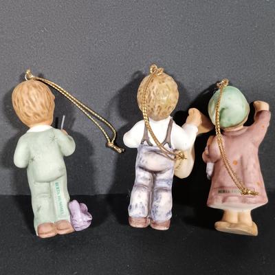 LOT 397: Set of (15) Hummel Goebel Christmas Ornaments