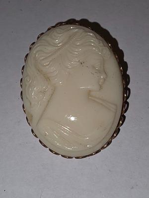 Vintage cameo brooch