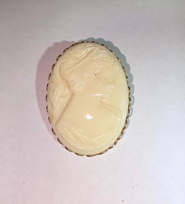 Vintage cameo brooch
