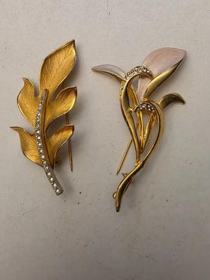 Pair of Gold tone brooches