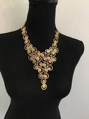 Beautiful Vintage Bib Collar Vintage Inter linked