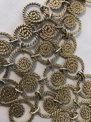 Beautiful Vintage Bib Collar Vintage Inter linked