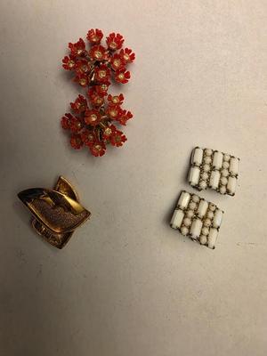 Clip on earrings