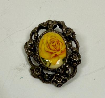 Vintage Brooch Pin - Yellow Rose Cameo inside an Ornate Metal Ring
