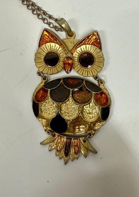 Vintage Owl Pendant Necklace jewelry Vintage layered Copper and Coral color , missing stones