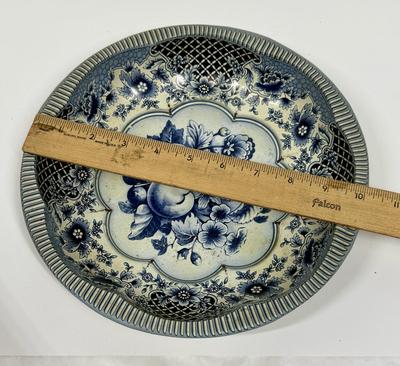 Vintage Daher Decorated Ware Blue White Tin Bowl Floral 10 1/4"