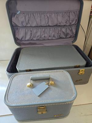 Vintage Starline Blue Luggage Set – Hard-Sided Suitcase & Train Case
