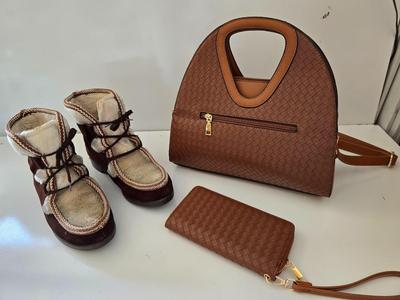 Women’s Fashion Bundle – Faux Woven Handbag with Matching Wallet and Vintage Yodelers Shearling Boots