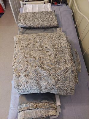 King Size Comforter & More (GBC-BBL)