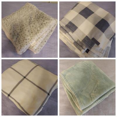 Fleece Blankets by Cynthia Rowley, Eddie Bauer & More (GBC-BBL)