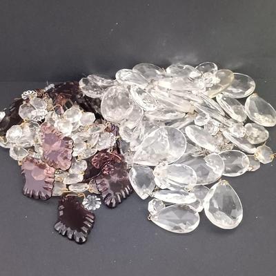 LOT 419: Collection of Chandelier Crystals