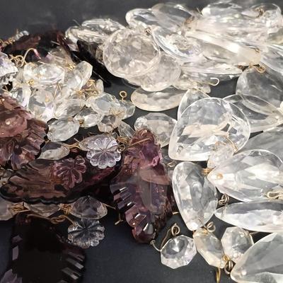 LOT 419: Collection of Chandelier Crystals