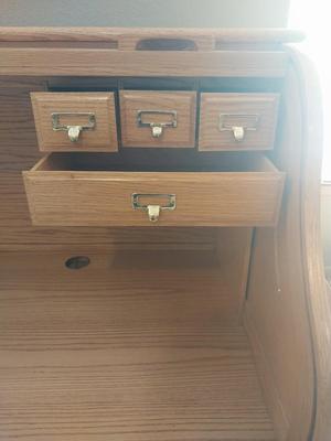 "WINNERS ONLY" WOODEN ROLL TOP DESK