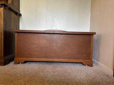 HOPE CHEST ON CASTERS