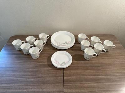 CORELLE DINNERWARE