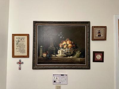 WALL DECOR