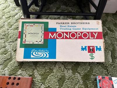 BOARD GAMES, DECKS OF CARDS AND DOMINOES