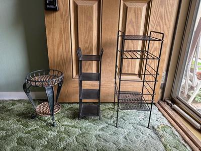 MULTI-TIERED STANDS