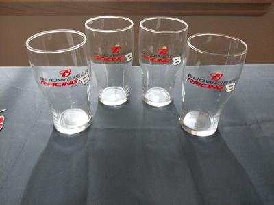 BUDWEISER RACING DRINKING GLASSES AND CAR EMBLEMS