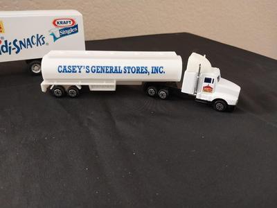 METAL KRAFT SEMI AND CASEYS GENERAL STORE INC.